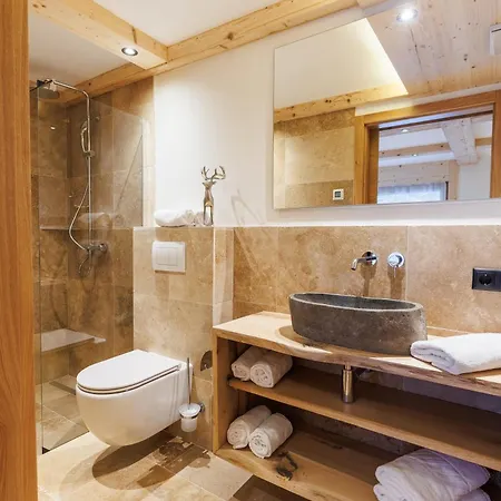 Steinberg - Boutique-apartments Mit Privater Sauna Und Bergblick Apartment *